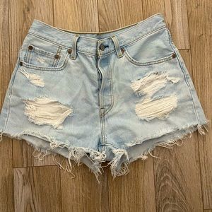 Levi’s shorts